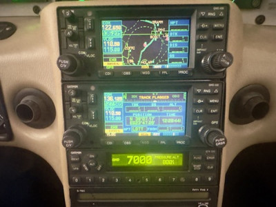 2004 Cirrus SR22 G2: 