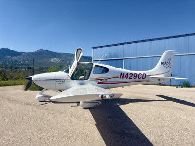 2004 Cirrus SR22 G2: 