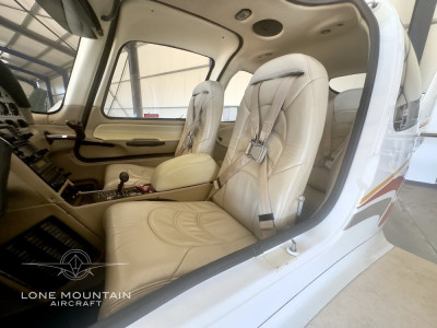 2004 Cirrus SR22 G2: 