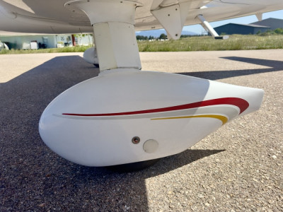 2004 Cirrus SR22 G2: 