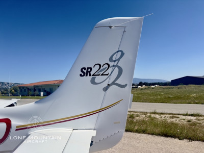 2004 Cirrus SR22 G2: 