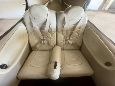 2004 Cirrus SR22 G2: 