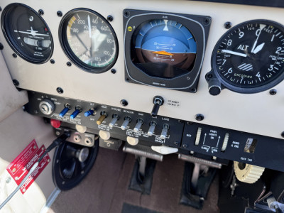 1991 Beechcraft Bonanza: 