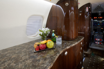 2009 Bombardier Learjet 60XR: 