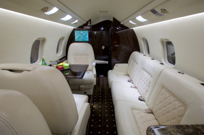 2009 Bombardier Learjet 60XR: 