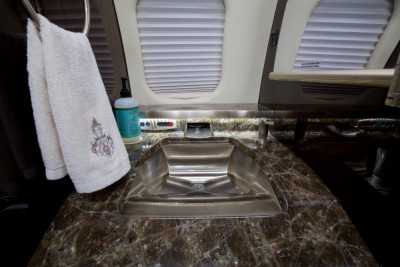 2009 Bombardier Learjet 60XR: 