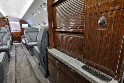 2010 Hawker 900XP: 