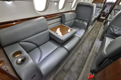 2010 Hawker 900XP: 