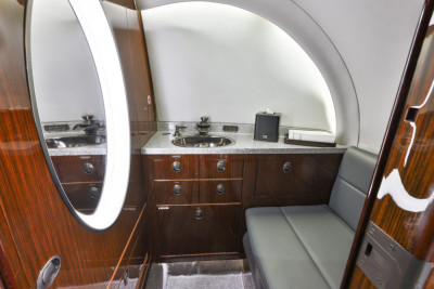 2010 Hawker 900XP: 