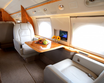 2000 Gulfstream G-V: 