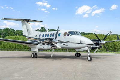 2008 Beechcraft King Air 350: FL-0610 Exterior 2