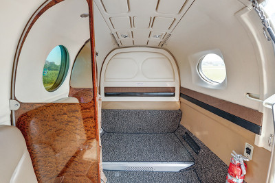 2008 Beechcraft King Air 350: FL-0610 Cargo