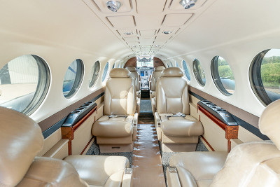 2008 Beechcraft King Air 350: FL-0610 Interior Fwd