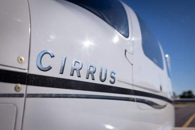 2006 Cirrus SR22 GTS: 