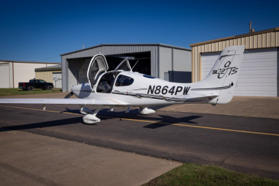 2006 Cirrus SR22 GTS: 