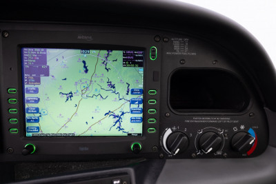 2006 Cirrus SR22 GTS: 