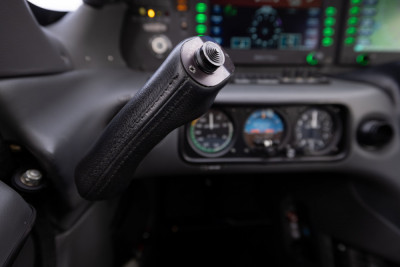 2006 Cirrus SR22 GTS: 
