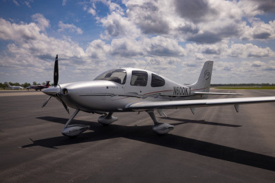 2008 Cirrus SR22 G3 GTS: 