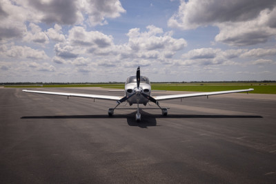 2008 Cirrus SR22 G3 GTS: 
