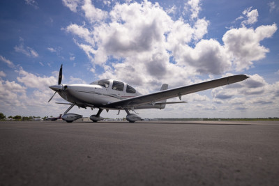 2008 Cirrus SR22 G3 GTS: 