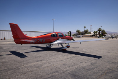 2017 Cirrus SR22T G6 GTS: 