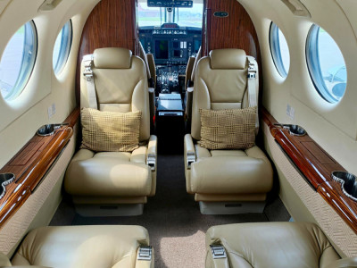 2011 Beechcraft King Air 350i: 