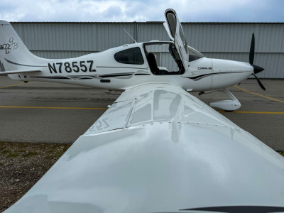 2005 Cirrus SR22 GTS: 