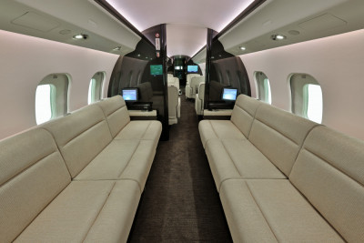 2010 Bombardier Global XRS: 