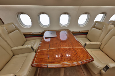 2000 Dassault Falcon 2000: 