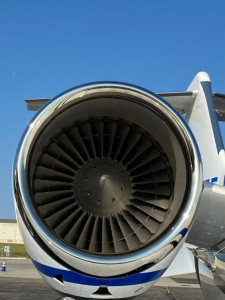 2008 Bombardier Learjet 40XR: 