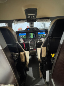 2011 Embraer Phenom 100: 