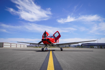 2023 Cirrus SR22T G6 GTS: 