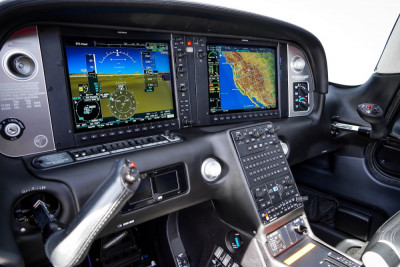 2023 Cirrus SR22T G6 GTS: 