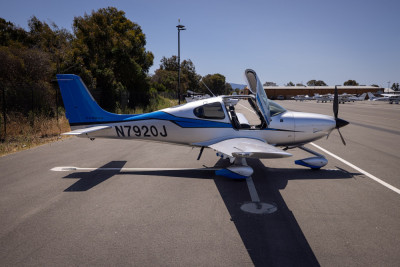 2015 Cirrus SR22T G5 GTS: 