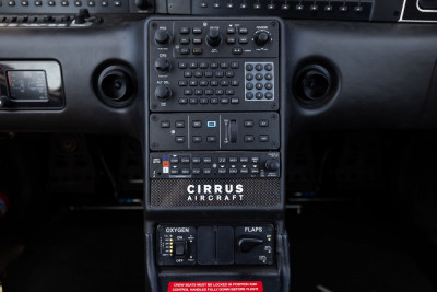 2015 Cirrus SR22T G5 GTS: 