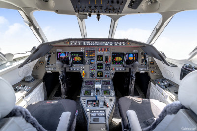 2002 Dassault Falcon 2000: 