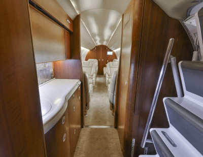 2010 Hawker 4000: 