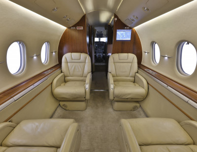 2010 Hawker 4000: 