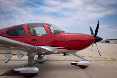 2023 Cirrus SR22T G6 GTS: 