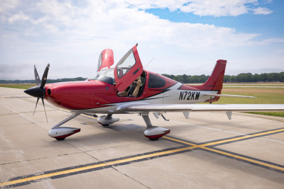 2023 Cirrus SR22T G6 GTS: 