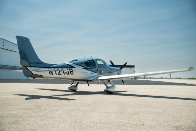 2021 Cirrus SR22T G6 GTS: 
