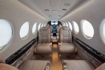 2023 Beechcraft King Air 360: 