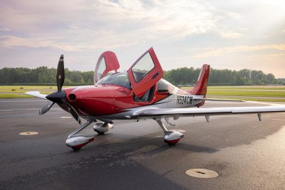 2022 Cirrus SR22T G6 GTS: 