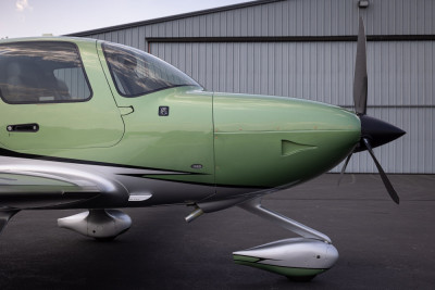 2021 Cirrus SR22 GTS: 