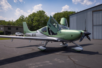 2021 Cirrus SR22 GTS: 
