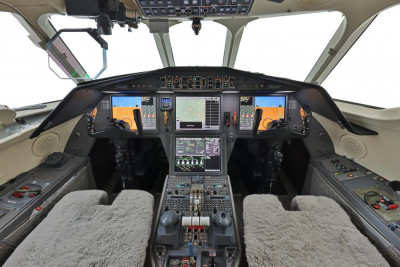 2005 Dassault Falcon 900EX EASy: 