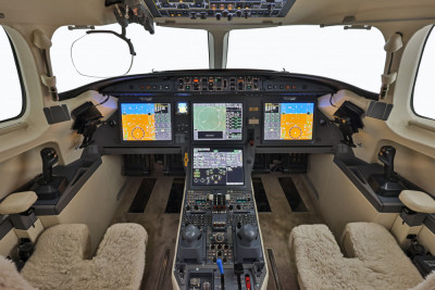 2011 Dassault Falcon 7X: 