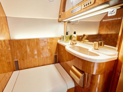 2011 Dassault Falcon 7X: 