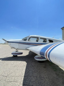 1985 Piper Archer II: 