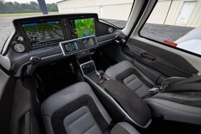 2025 Cirrus SR22: 